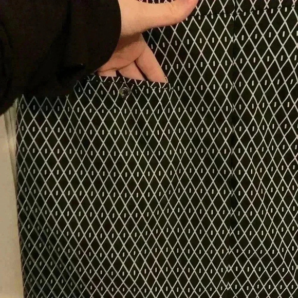 GGBlue Luxe Sport Golf Skort Wrap, Black & White pattern, Women’s Size 10 - Picture 7 of 12